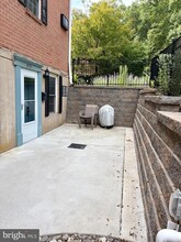 Building Photo - 207 Walnut Hill Rd