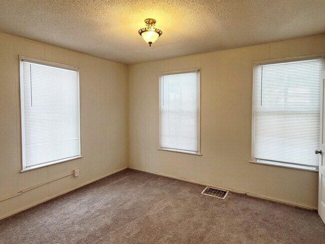 Foto del edificio - 958 Park St SW