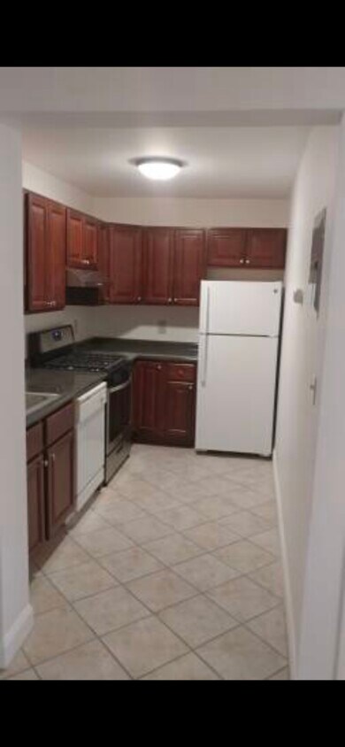 Foto principal - 100 Kenrick St
