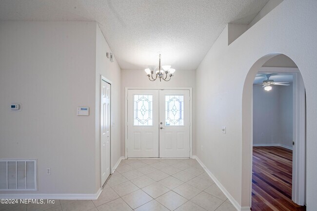 Building Photo - 3158 Ash Harbor Dr E
