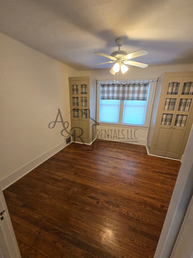 Building Photo - 1801 S Olive St