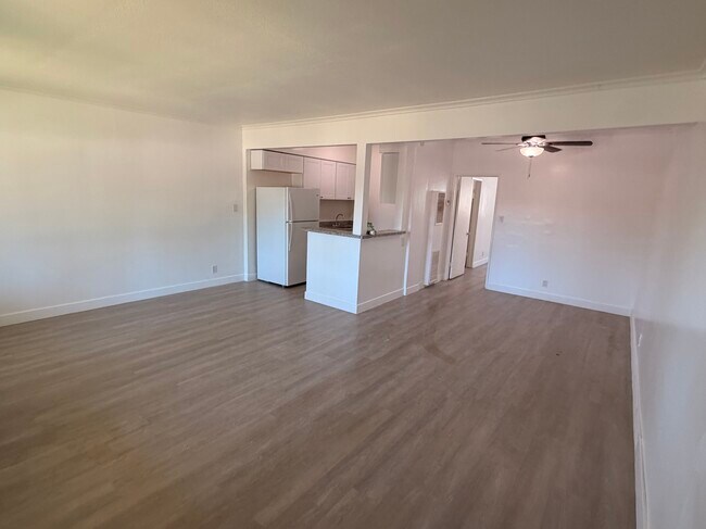 Foto del edificio - 128 E Wakefield Ave