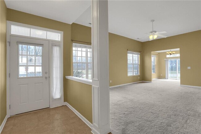 Building Photo - 3969 Eldor Flower Dr