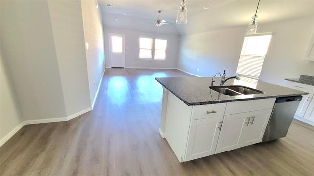 Foto del edificio - 418 Wydown Dr