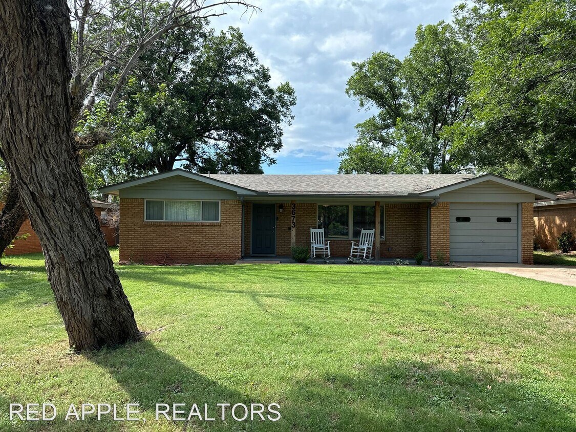 Primary Photo - 3 br, 2 bath House - 3673 Yale