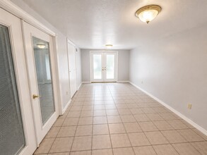 Building Photo - 3105 Oak Rock