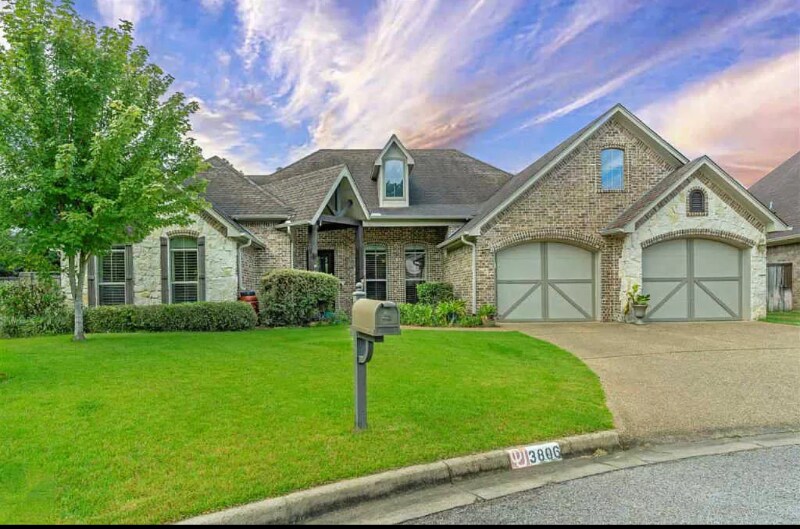 Primary Photo - 3806 Summerset Ct