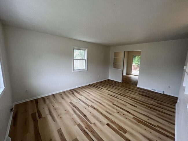 Foto del edificio - 3545 Wedgewood Dr SW