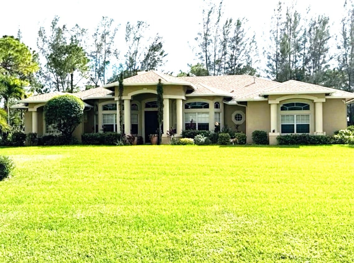 Furnished House 15202 82nd Street N. Houses for Rent Loxahatchee