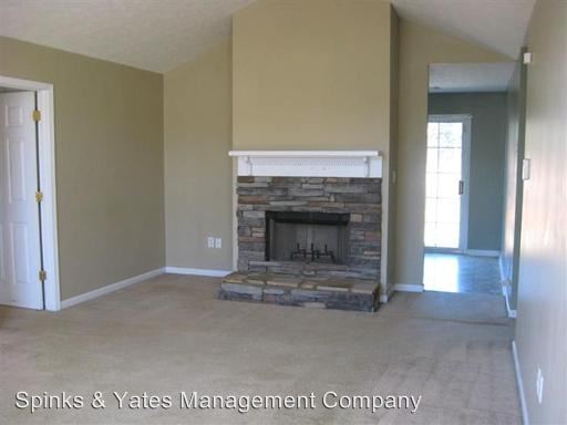 Building Photo - 429 Hampton Green Dr