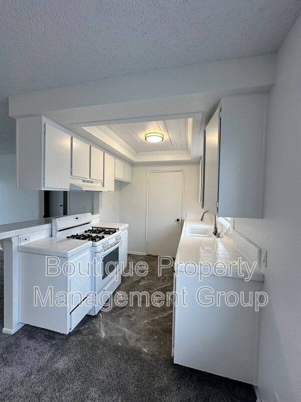 Building Photo - 2713 N Canal St