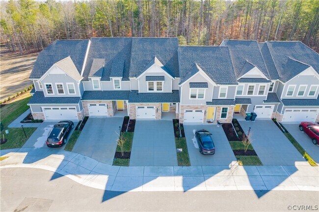Foto del edificio - 18309 Palisades Ct