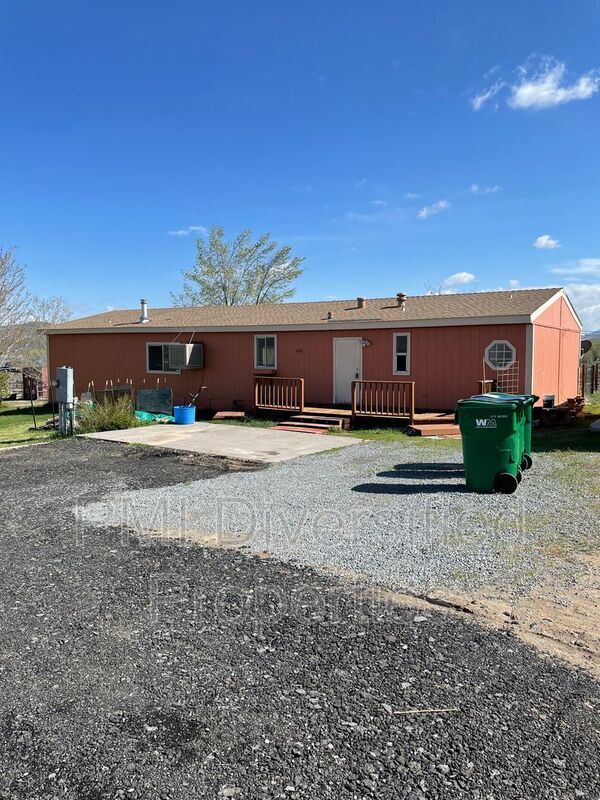 12060 Lemmon Dr, Reno, NV 89506 House for Rent in Reno, NV