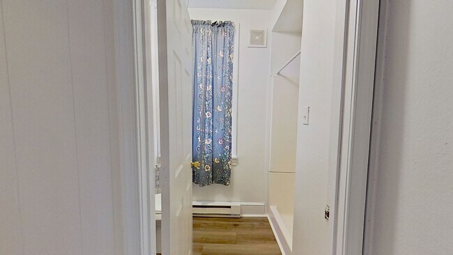 Foto del edificio - 1st Floor Apartment