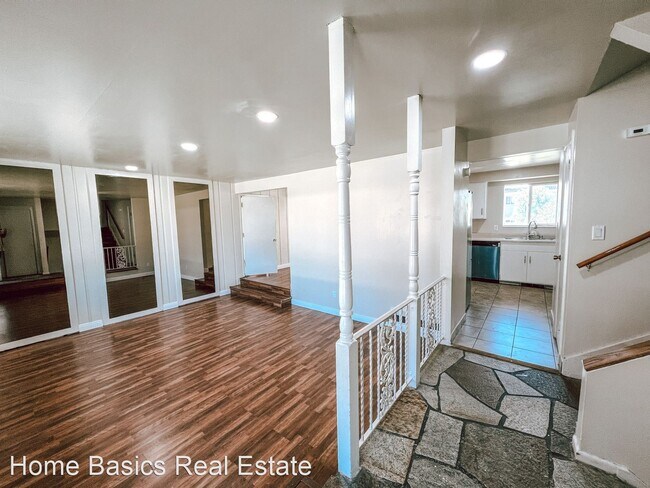 Foto del edificio - 5 br, 2.5 bath House - 1198 E 640 S