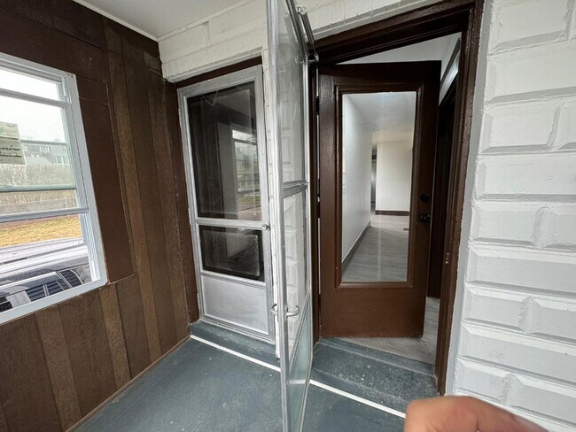 Foto del edificio - 1005 Pine St