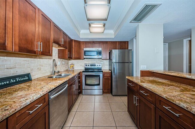 Building Photo - 450 Treasure Island Causeway