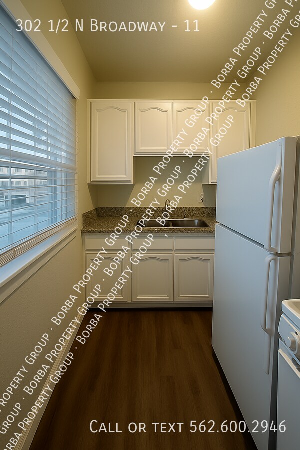 Foto del edificio - 302 1/2 N Broadway-11