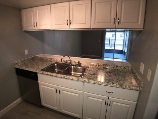 Pasaje de cocina - 834 Faull Dr