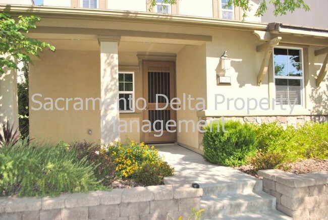 Foto del edificio - Beautiful West Roseville Home with Solar!