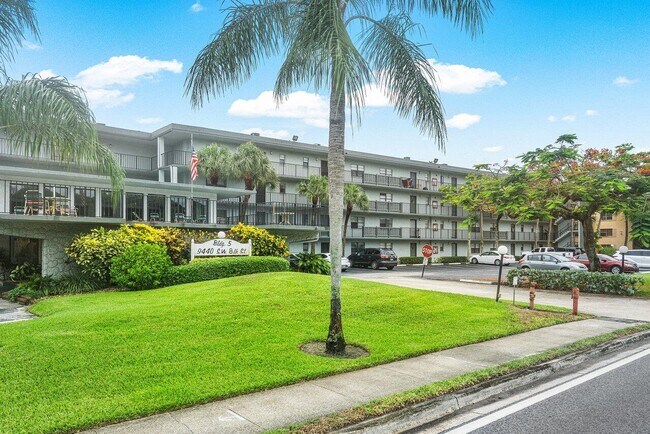 Foto del edificio - 9440 SW 8th St