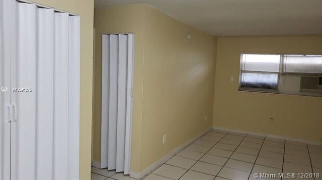 Foto del edificio - 653 NW 30th St