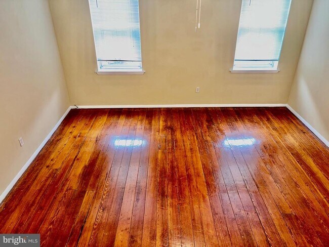 Building Photo - 455 Fairmount Ave