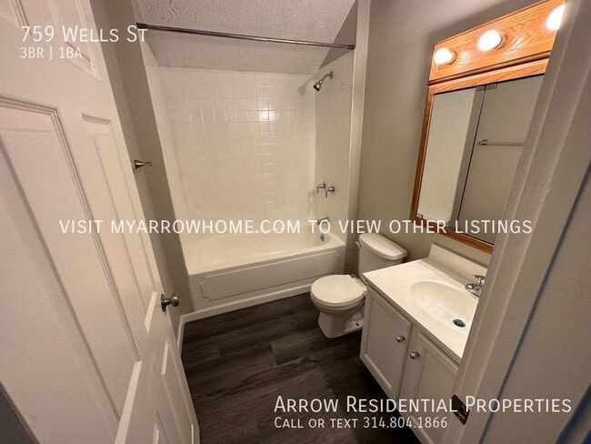 Building Photo - 759 Wells St. | 3 BR 1 Bath