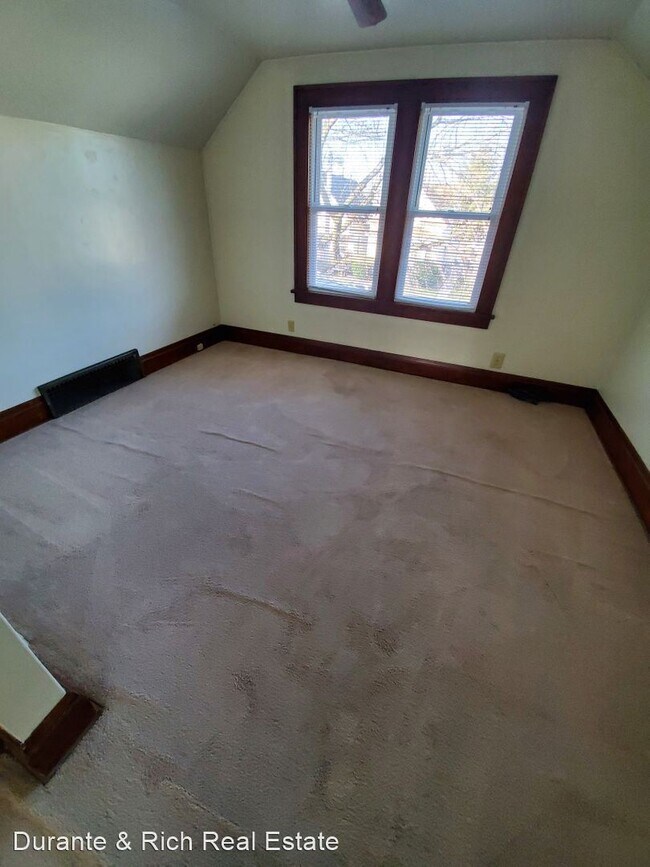 Foto del edificio - 1 br, 1 bath House - 901 Minnesota Ave.