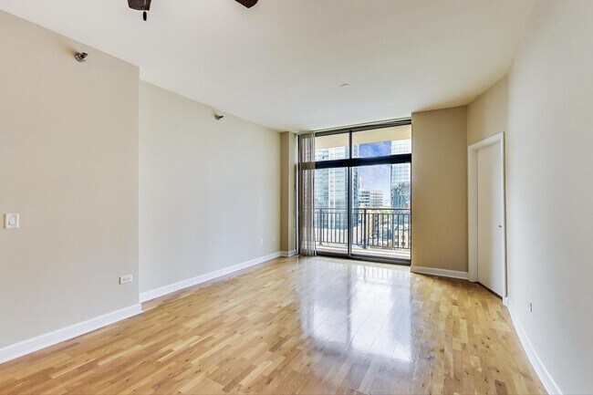 Foto del edificio - 1322 S Prairie Ave