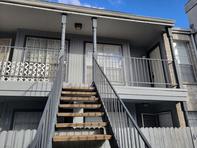 Photo - 6606 De Moss Drive Unit 604 Apartment
