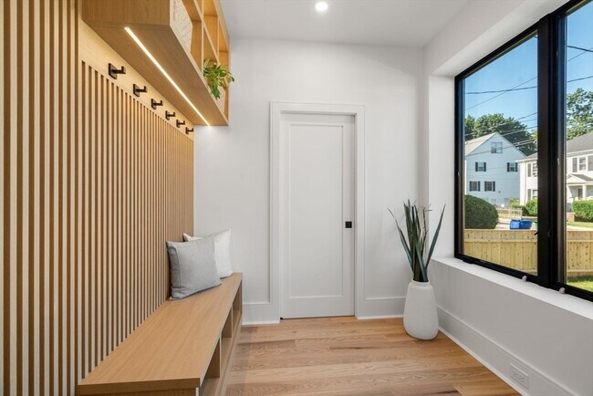 Foto del edificio - 28 Keefe Ave