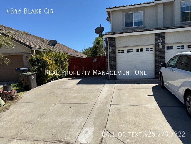 Foto del edificio - 4346 Blake Cir