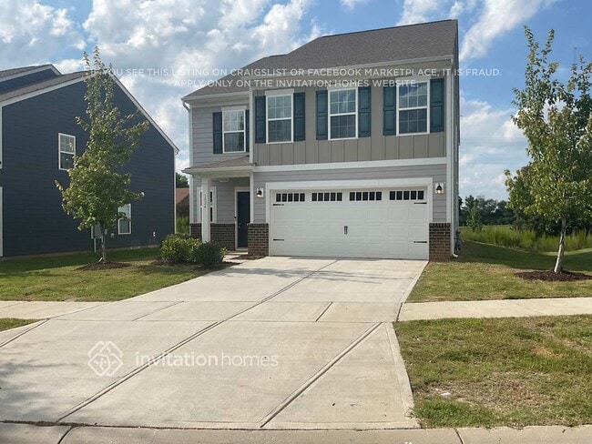 Building Photo - 1024 Woodhouse Dr