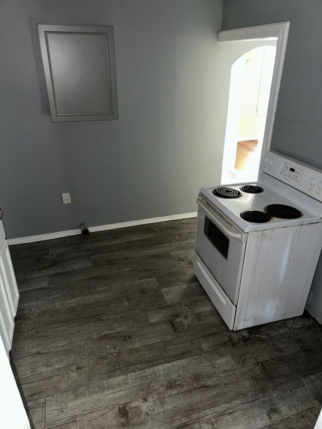 Building Photo - 2113 Barron Pl