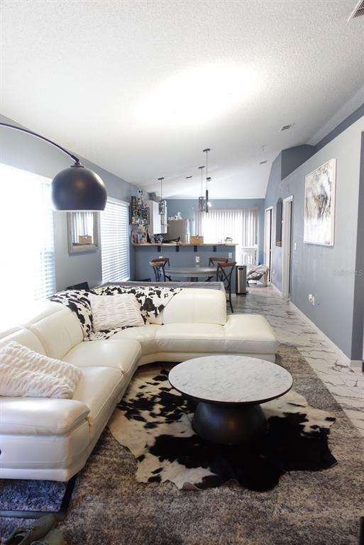 Foto del edificio - 6039 White Sails Dr