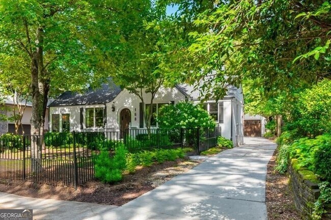 Foto del edificio - 168 Garland Ave