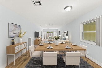 Building Photo - 503 SE 5th Cir