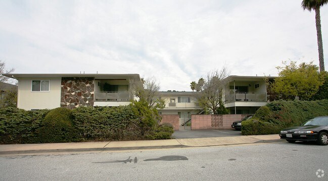 Foto del edificio - 1308 Palos Verdes Dr