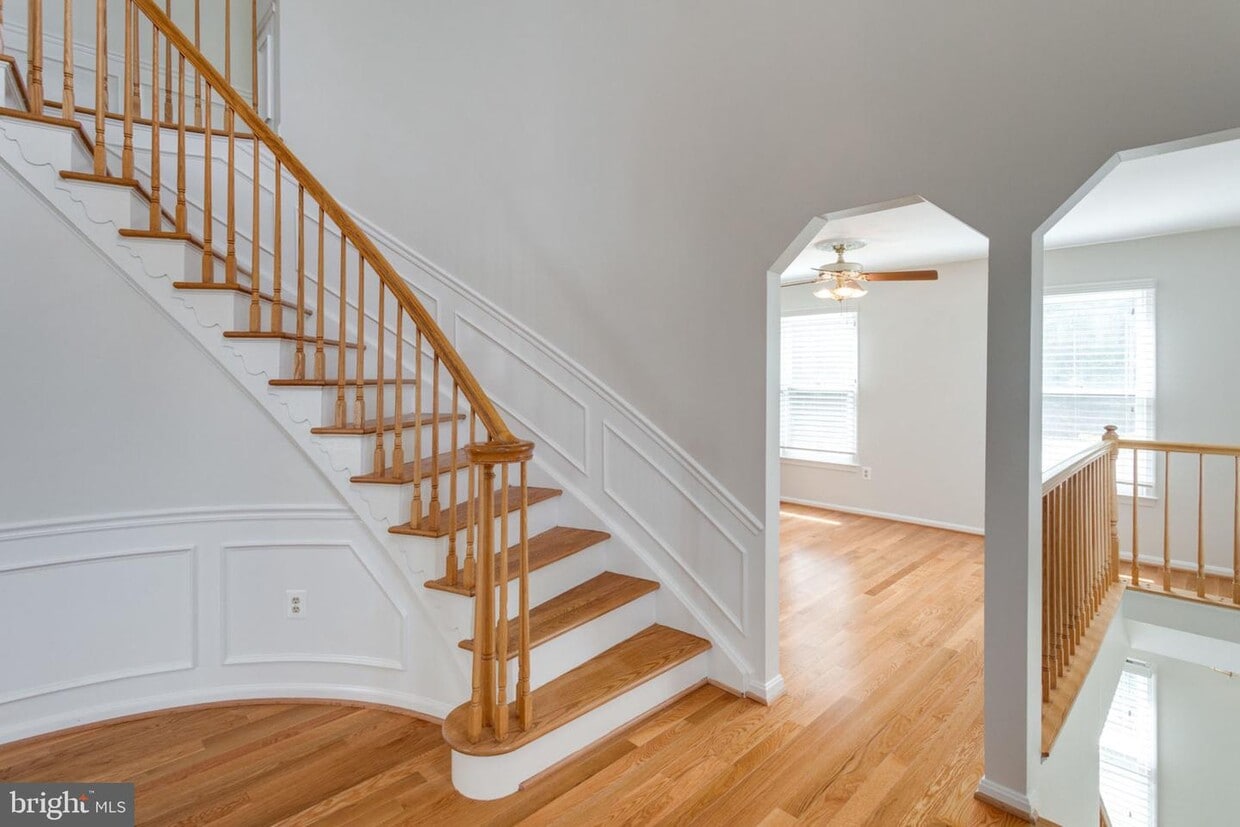 7365 Mallory Cir, Alexandria, VA 22315 Townhome Rentals in Alexandria