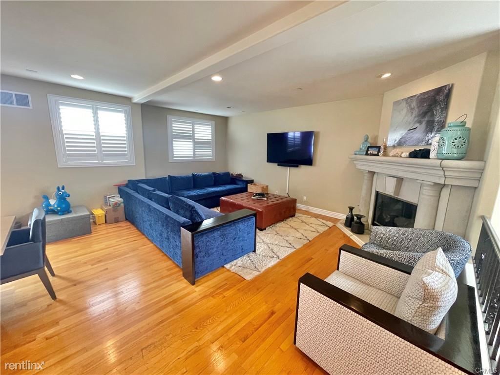 Foto principal - 3 br, 3 bath Townhome - 612 Manhattan Beac...