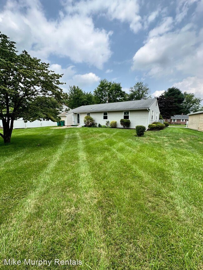 Foto del edificio - 3 br, 1.5 bath House - 11 Oakwood Circle