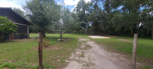 Foto del edificio - 5233 SW 20th St