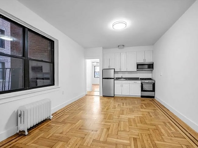 Foto del edificio - 402 Bay Ridge Pkwy