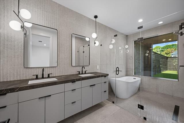 Foto del edificio - 4519 Weldon St