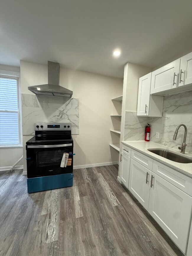 Foto del edificio - 161 6th Ave