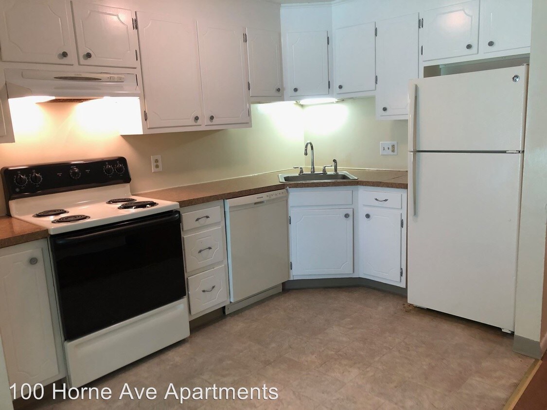 100 Horne Ave, Winchester, CT 06098 Room for Rent in Winchester, CT