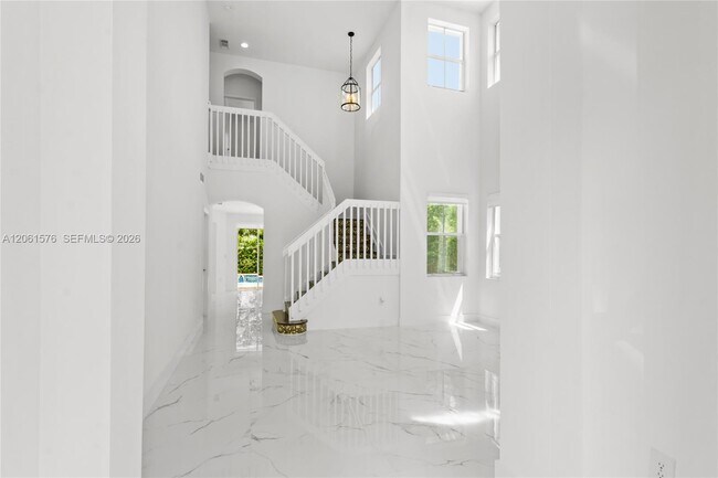 Foto del edificio - 16003 SW 43rd Ln