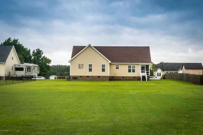 Foto del edificio - 531 Arden Ridge Dr