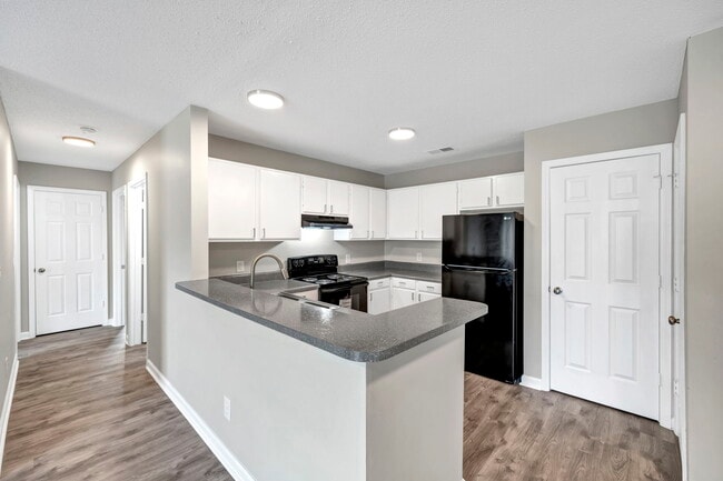 Building Photo - Elm Creek Apartments